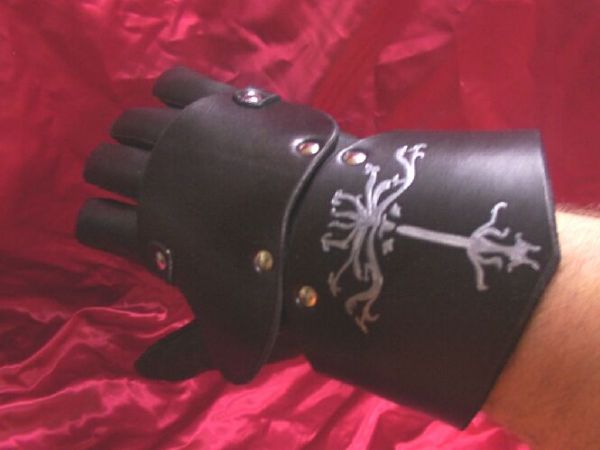 Demi Gauntlets of Gondor